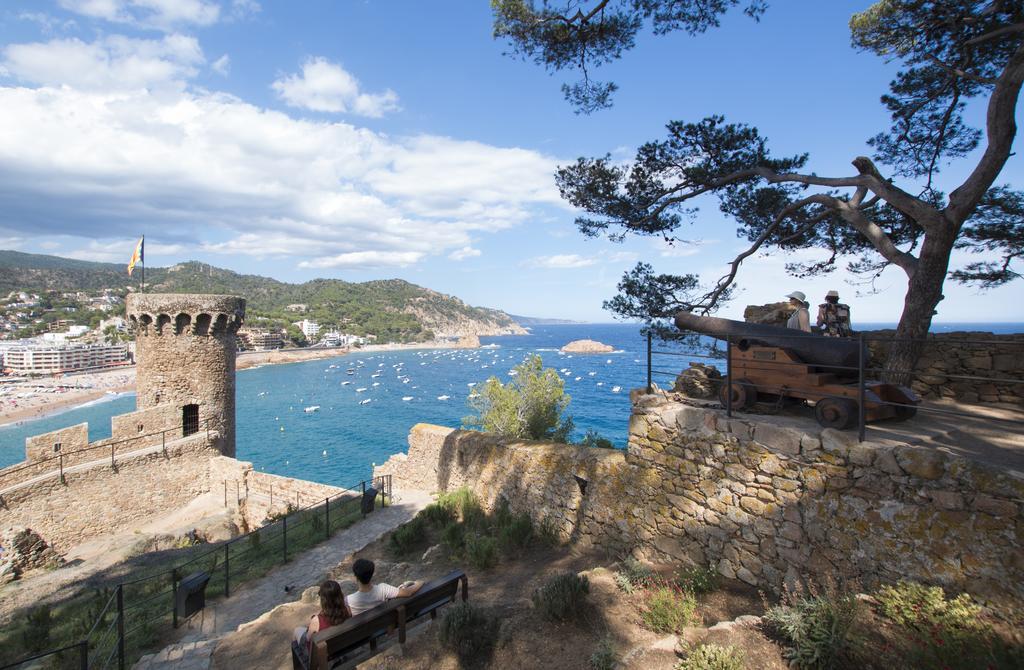 Medplaya Aparthotel Esmeraldas Tossa de Mar Exterior foto
